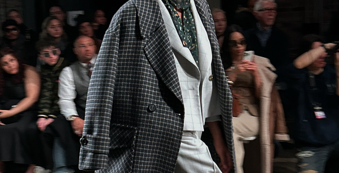 Models on the runway at Paris Modest Fashion Week 2026 showcasing sculptural silhouettes and quiet luxury designs.