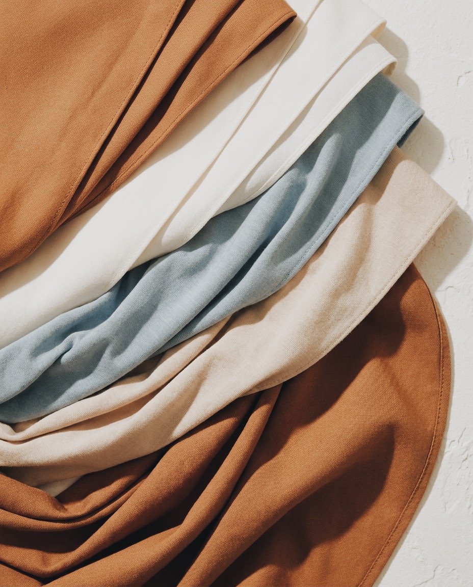 Premium cotton hijab in soft neutral tones Breathable cotton hijab for everyday wear Lightweight cotton hijab with a natural drape Soft cotton hijab for comfortable all day styling