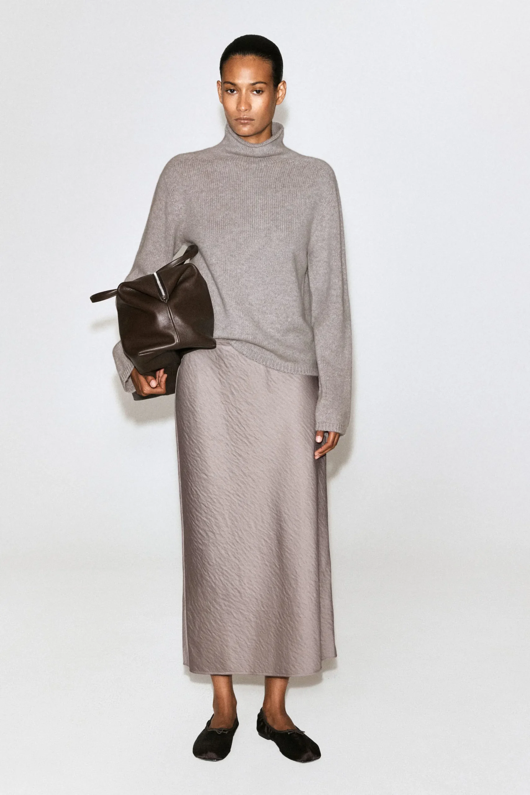 Crinkled satin midi skirt