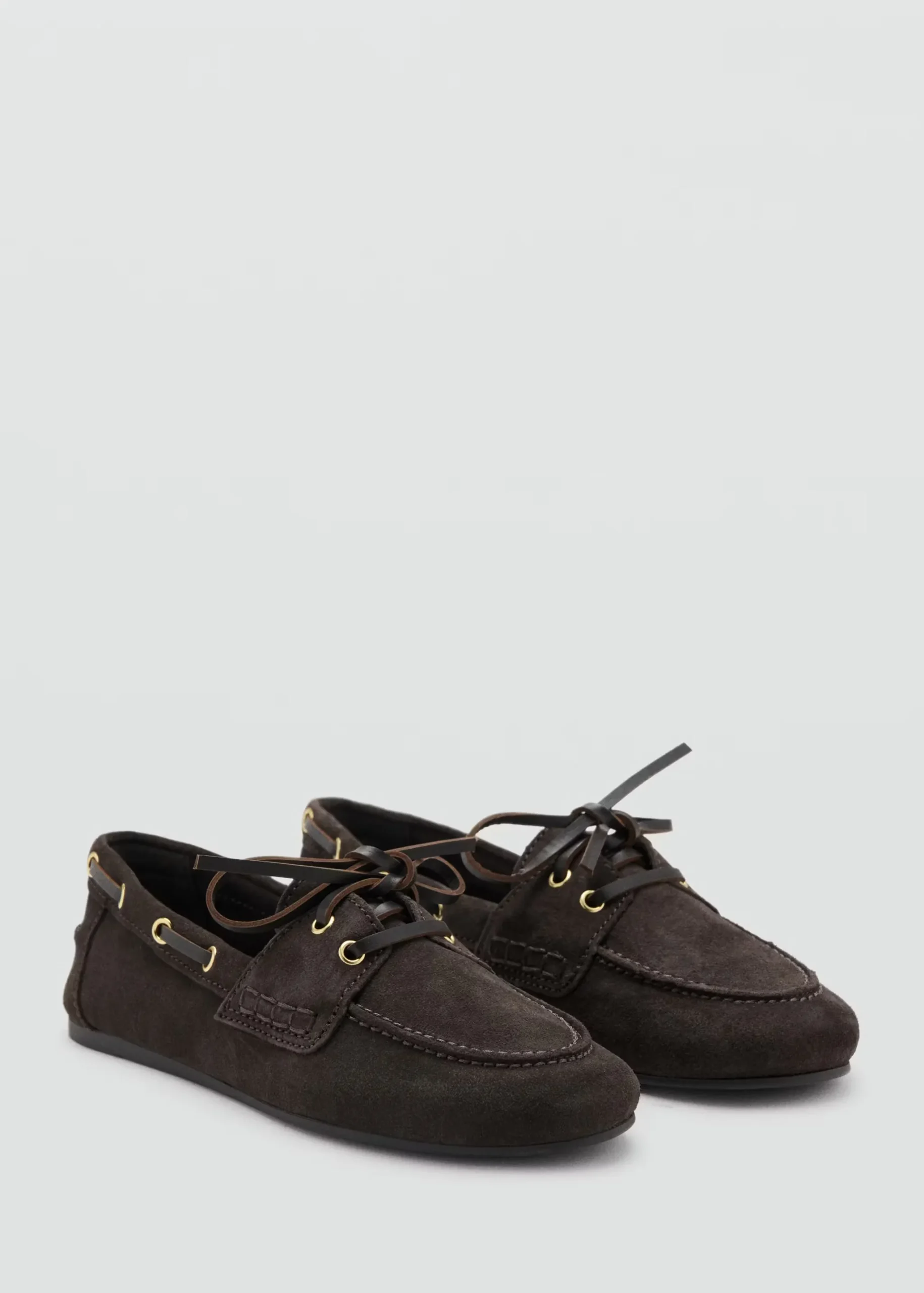 Suede boat shoes with laces